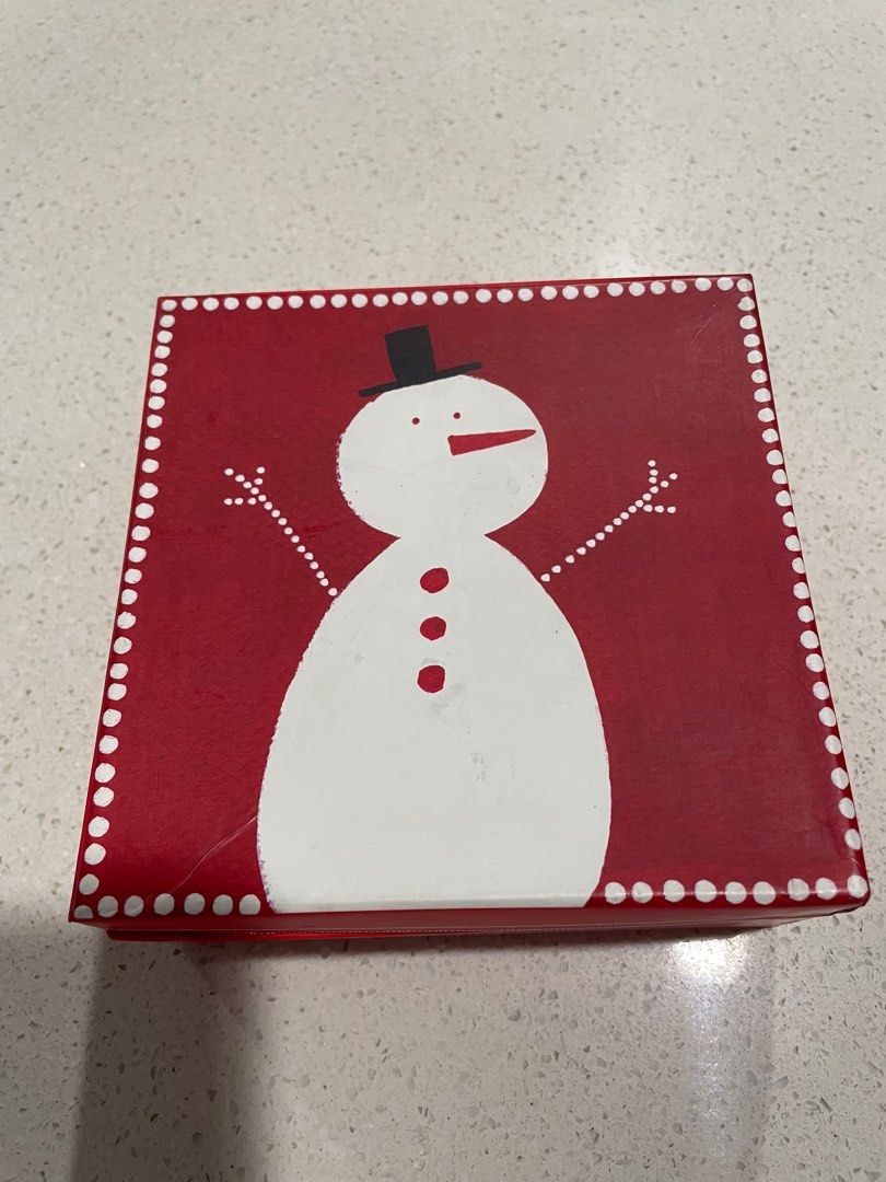 Multiple Choice 4-pc square plates (Category: Dinnerware & Cutlery) located in Malabon City. Submitted by red_metro (Listing ID 1268156709, Image 1). Description: Brand new Multiple Choice 4-pc square plates 4.75”, Christmas theme. RFS- decluttering SF- shouldered by buyer.