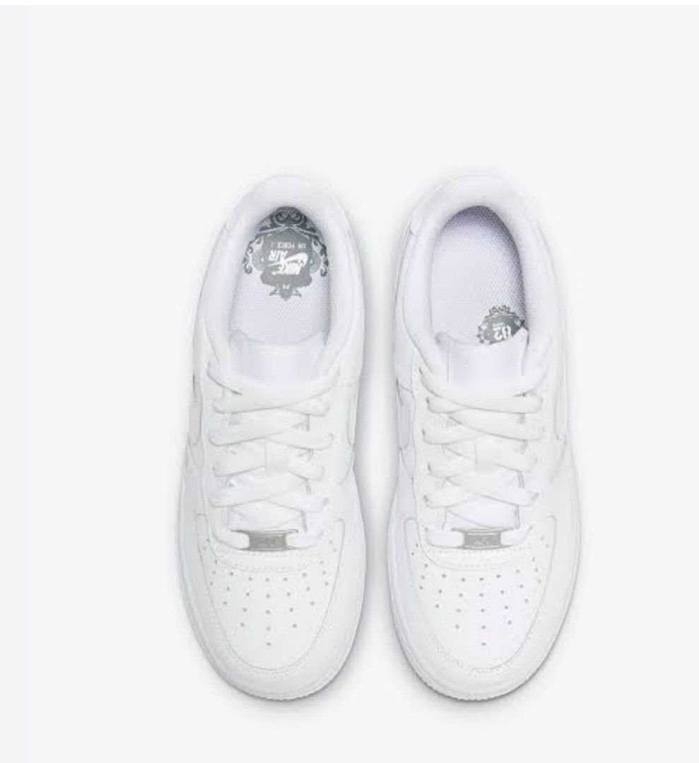 Nike airforce 1 triple white for kids (Category: Sneakers) located in Bulacan. Submitted by JewelsbyEllize (Listing ID 1268247195, Image 2). Description: Nike airforce 1 triple white for Kids Size: 3.5Y U. S. 21.9 cm No box included Authentic/original.