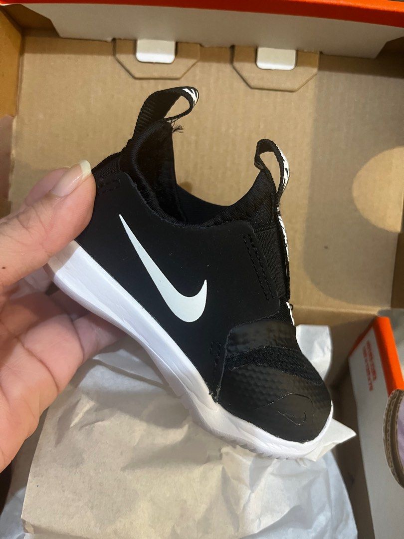 babys nike