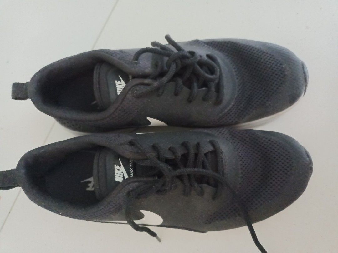 Nike air max thea couples hot sale match