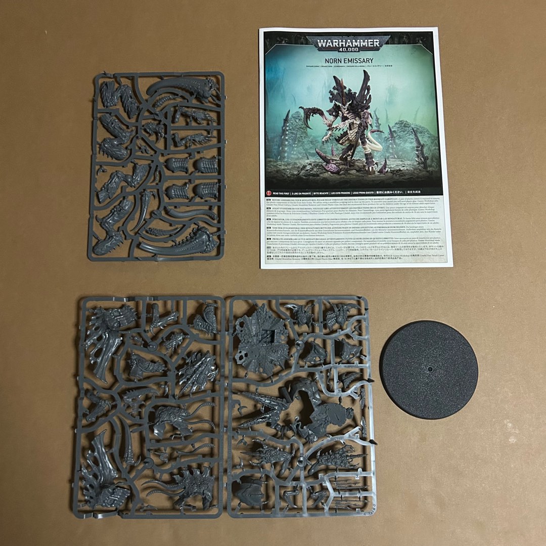 Norn Emissary / Assimilator (Tyranids) - Warhammer 40K, Hobbies & Toys ...