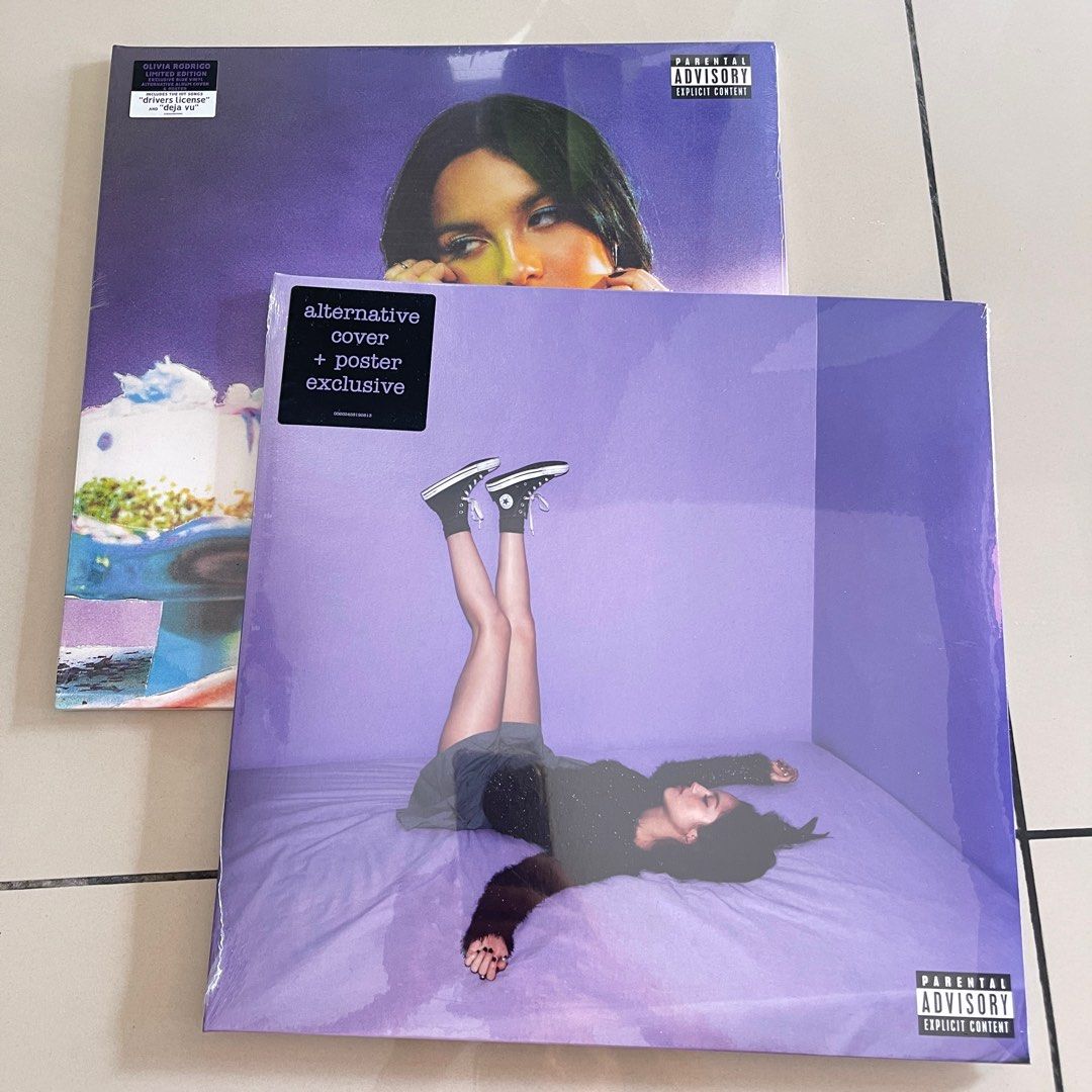 Olivia Rodrigo Guts + Sour (blue vinyl + purple ) alternate cover limited  edition