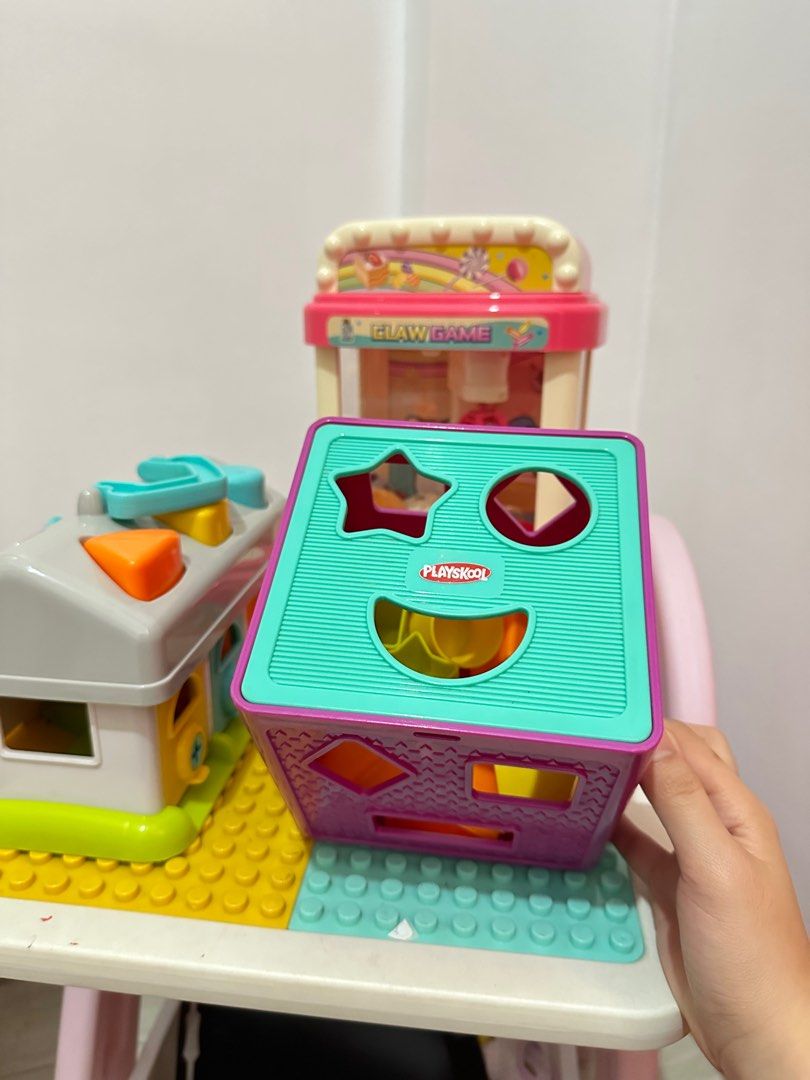 Playskool shape sorter, Hobbies & Toys, Toys & Games on Carousell