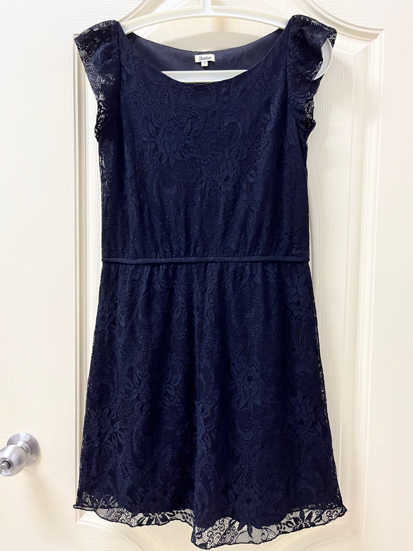 Lace clothes shop for sale