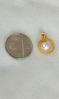 Real 18k Hk Solid YG Pendant with Pearl