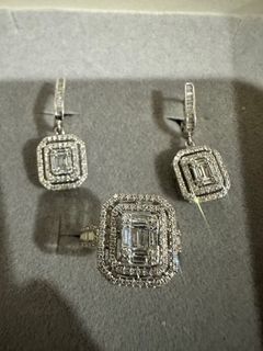 Rings and earrings with real diamond