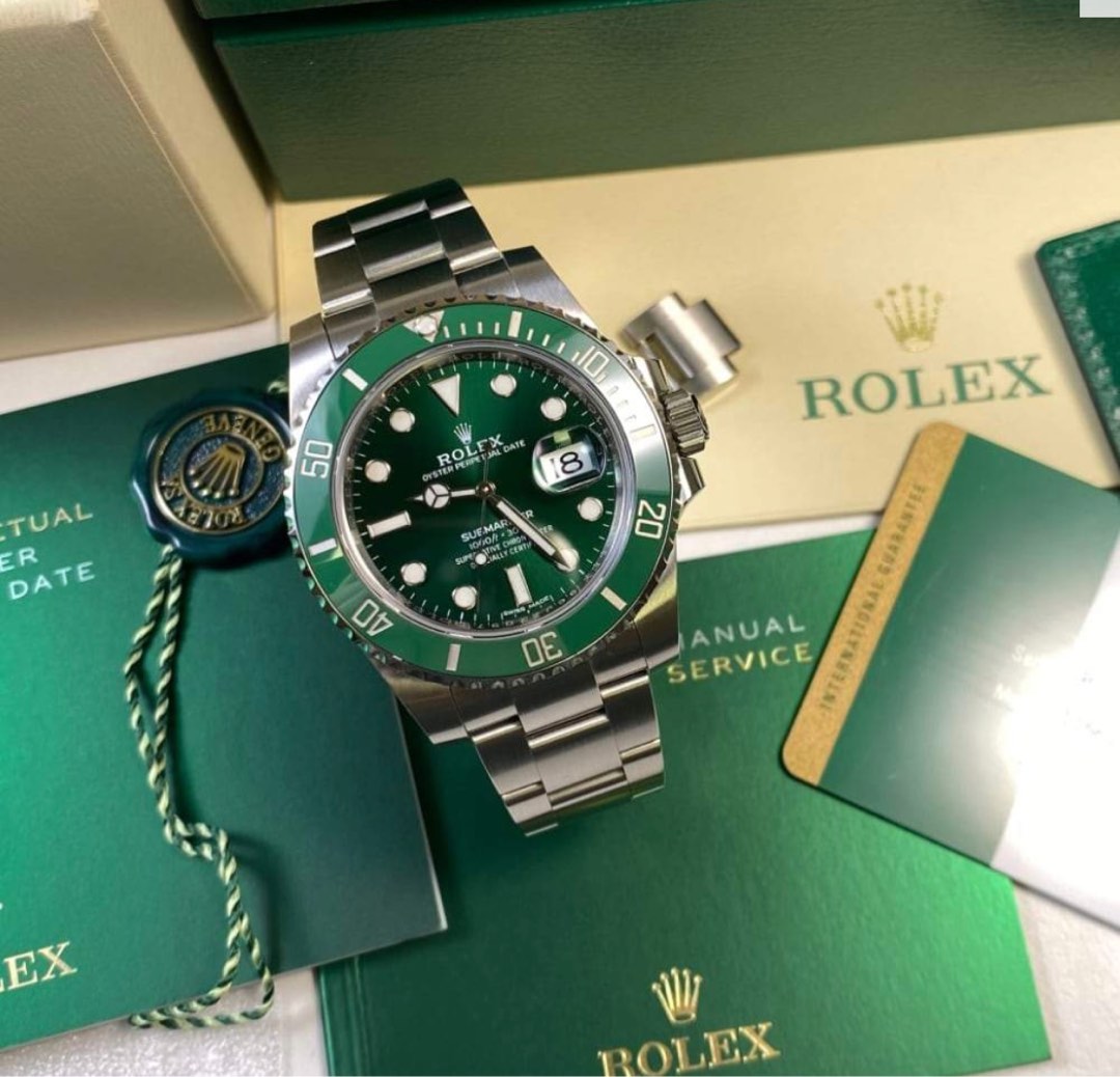Rolex submariner green clearance hulk market value