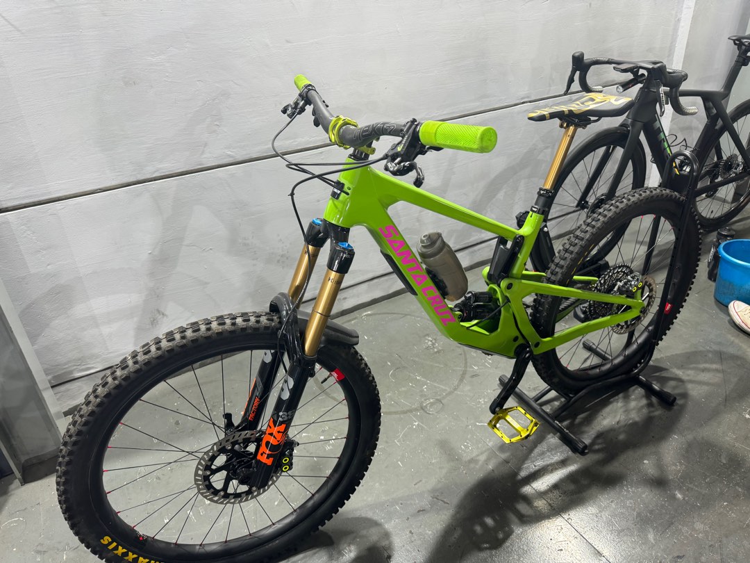 Santa Cruz Nomad V5 C Sports Equipment Bicycles Parts Bicycles on Carousell