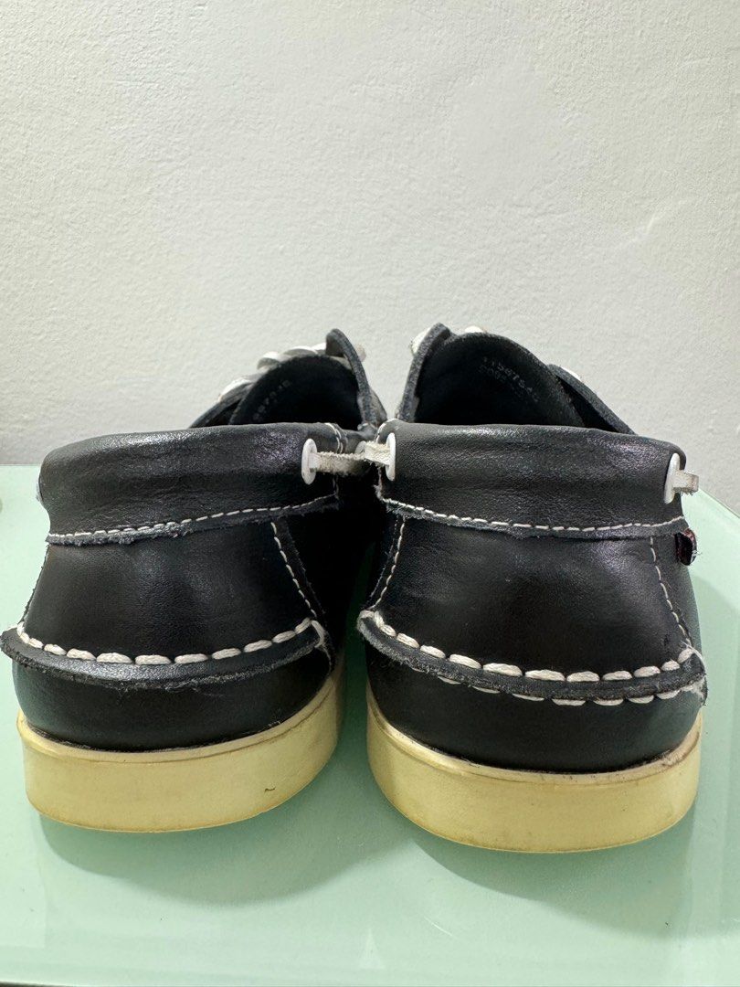Mens boat hotsell shoes size 10