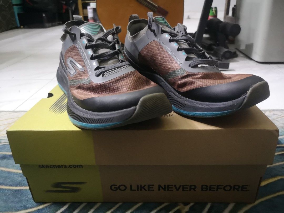 Skechers Men GOrun Pulse Stride Running Shoes