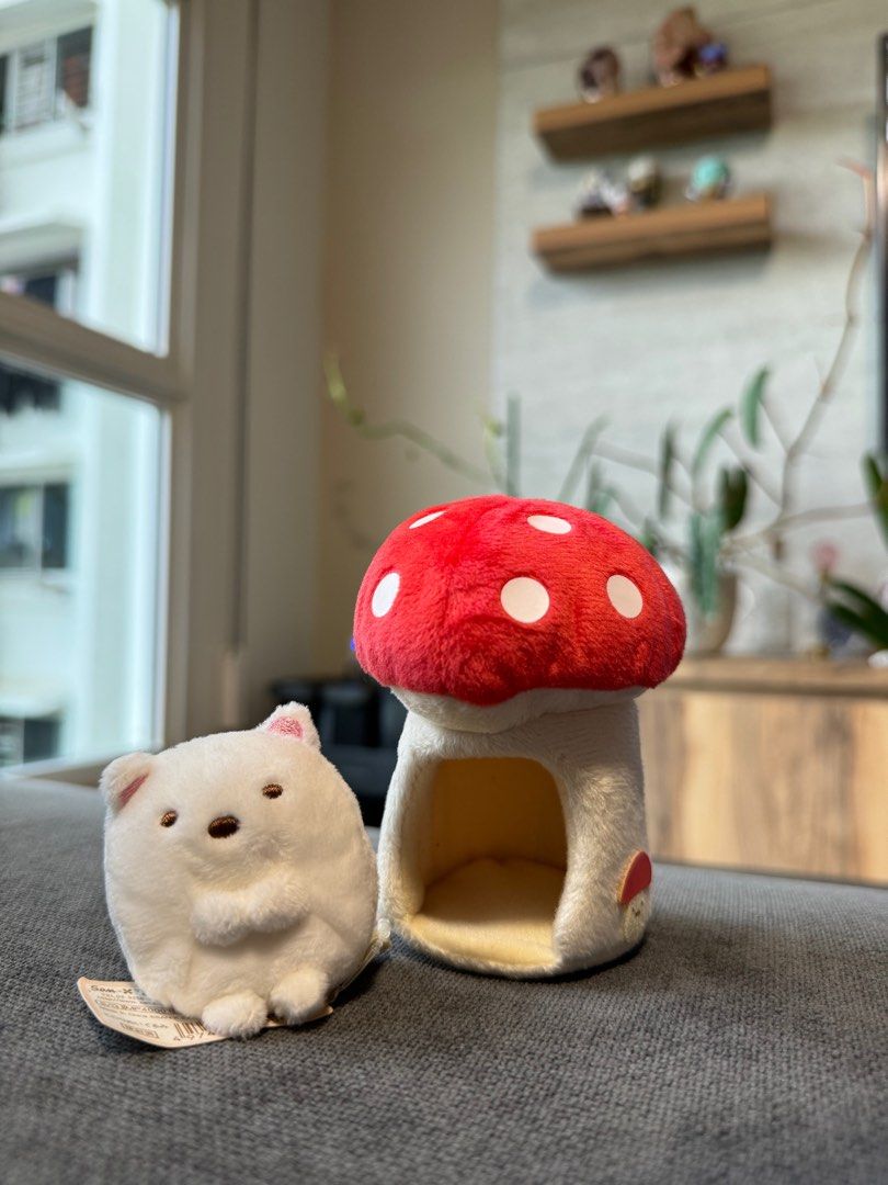 Sumikko gurashi mushroom store