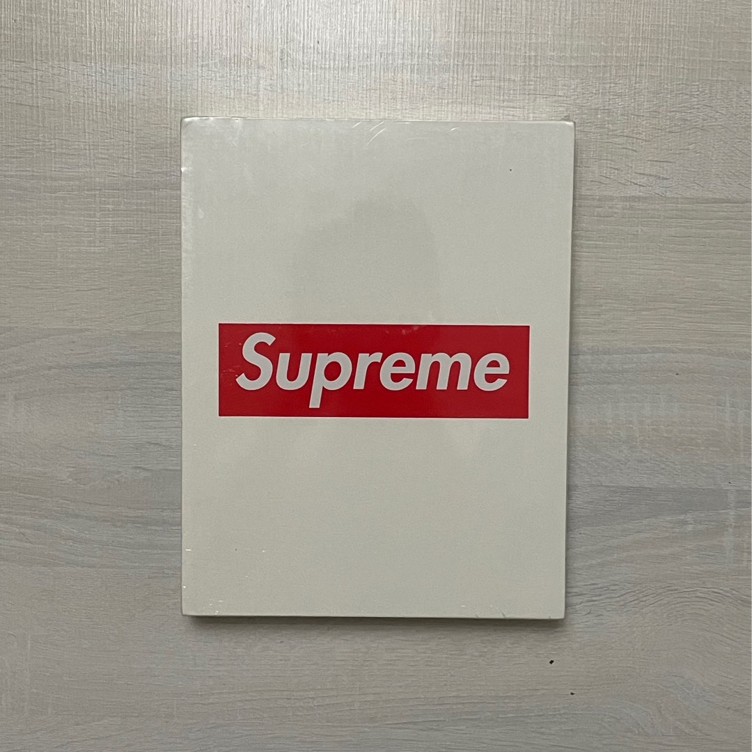 Supreme Book Vol.2 (FW19), 興趣及遊戲, 書本& 文具, 雜誌