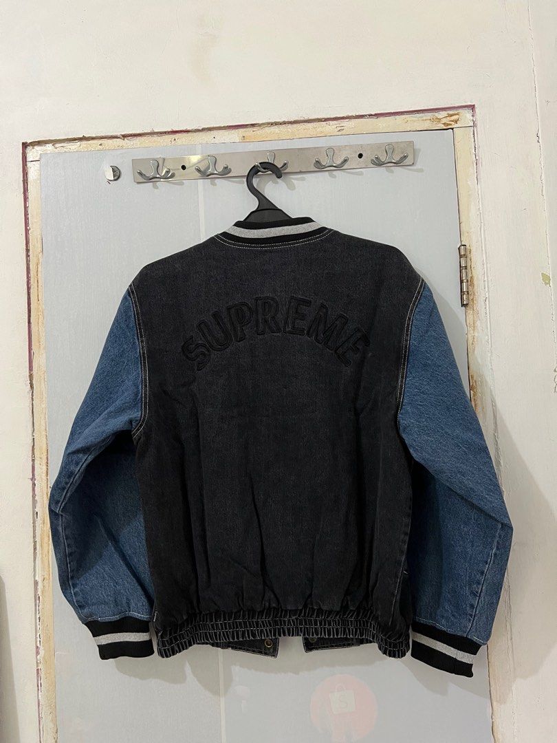 SUPREME DENIM VARSITY JACKET Fesyen Pria Pakaian Atasan di