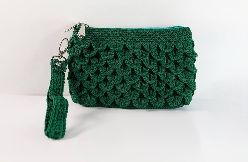 Tas rajut aesthetic dan murah, Olshop Fashion, Olshop Wanita di Carousell