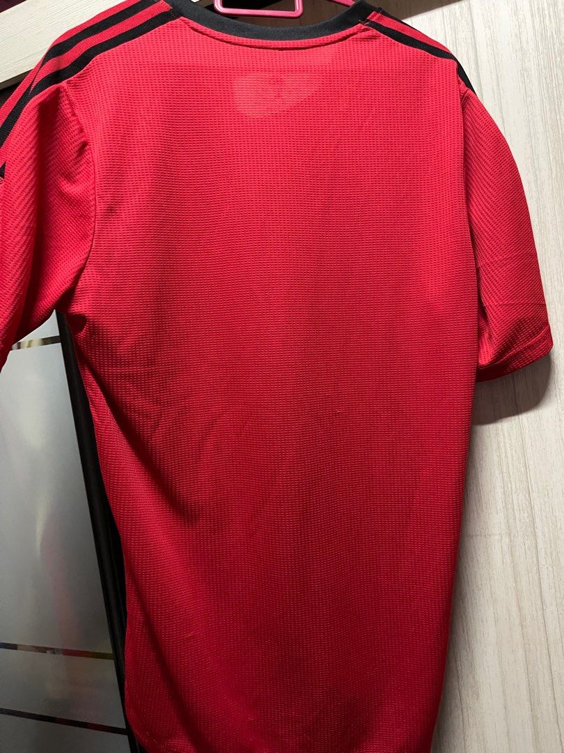 man utd pink training kit