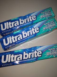 Ultrabrite Cool Mint Anticavity Fluoride Toothpaste 170 G