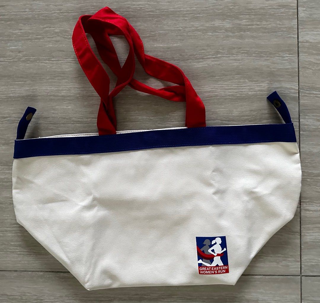Under armour women's clearance on the run tote
