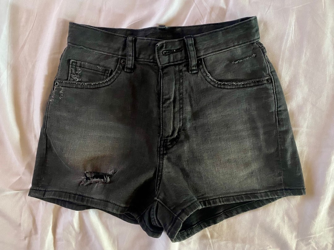 Uniqlo Boyfriend Denim Shorts (Black), Women's Fashion, Bottoms, Shorts
