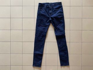 UNIQLO Skinny Tappered Low jeans