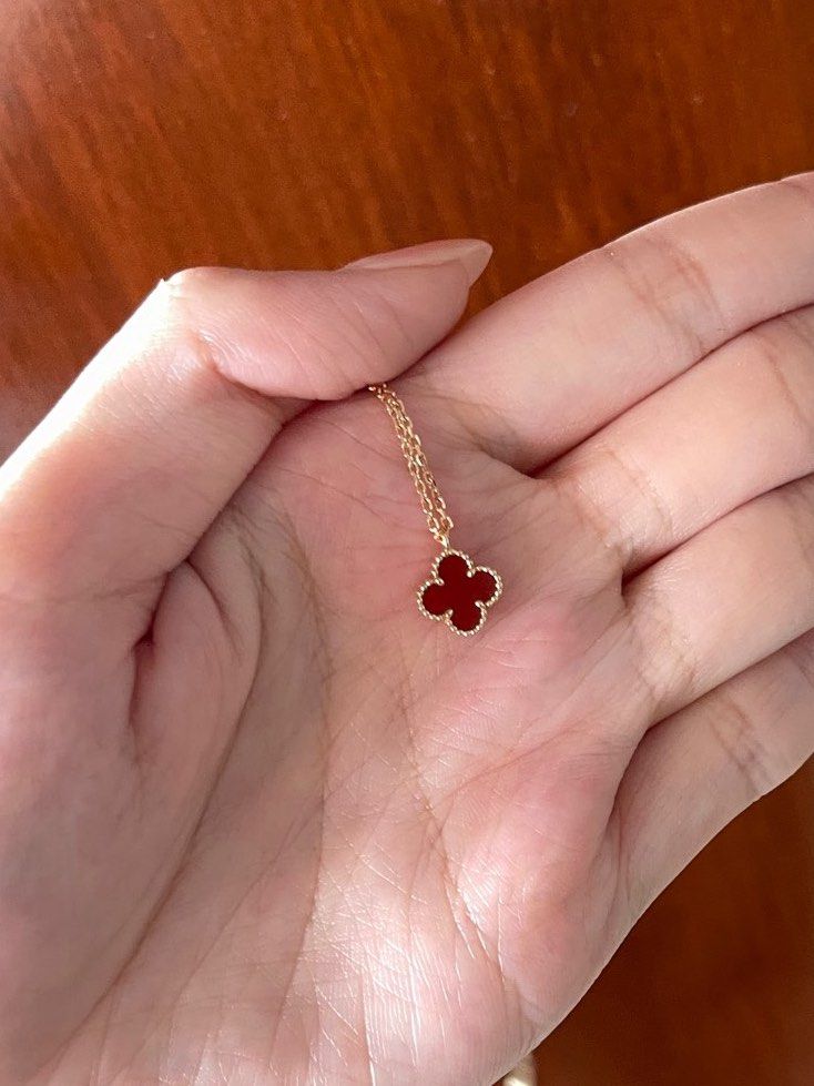 urgently selling SWEET alhambra necklace carnelian rose gold van cleef