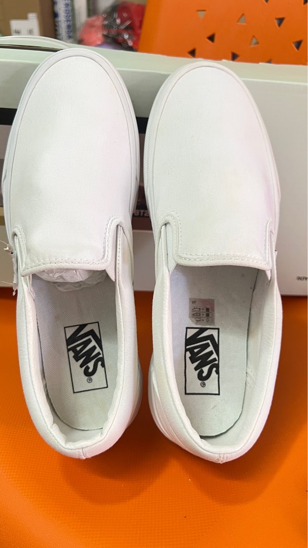 VANS ORIG TRIPLE WHITE SLIP ONS Men s Fashion Footwear Dress Shoes on Carousell