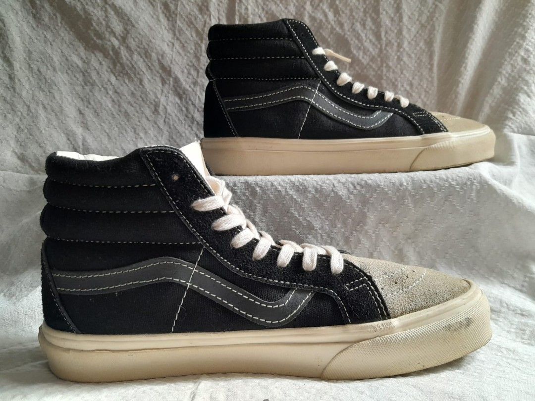 size 42 Vans Sk8 Hi FOG White Black Vans x Fear Off God Fesyen Pria Sepatu Sneakers di Carousell