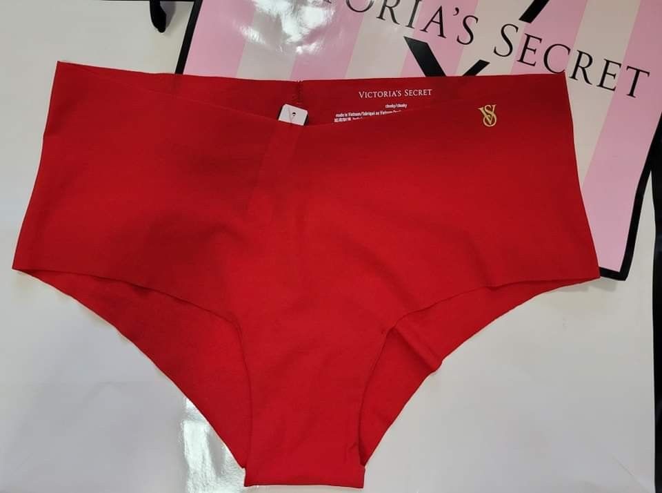 Victoria's Secret Underwear- Medium 5pcs/set, Women's Fashion, Undergarments  & Loungewear on Carousell