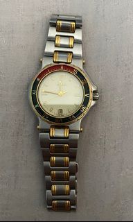 VINTAGE  GUCCI WATCH FOR MEN  (Red green Gold Bezel )