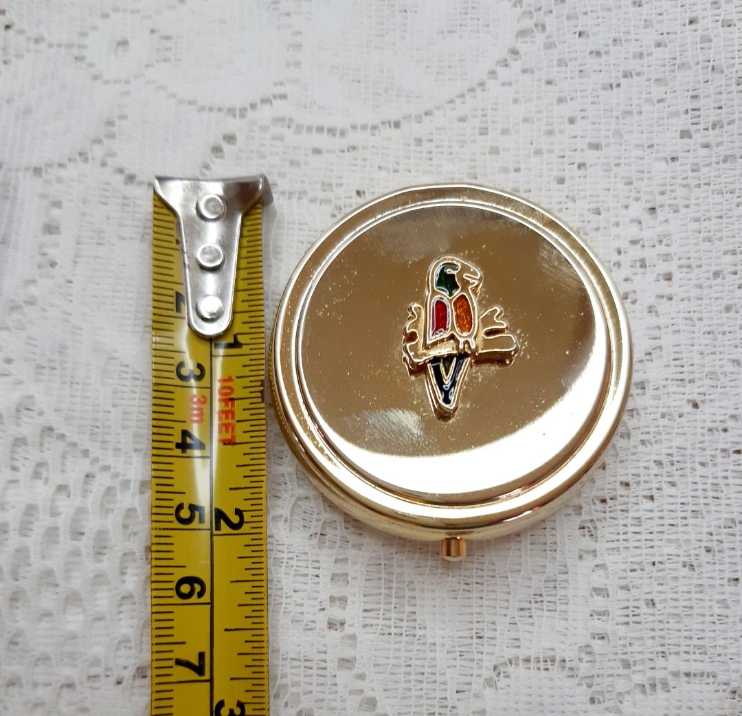 Vintage Parrot medicine pill box (Category: Accessory Holder, Box & Organizers) located in Bacolod City. Submitted by schatzi322 (Listing ID 1268319853, Image 2). Description: Gold tone pill box with mirror.