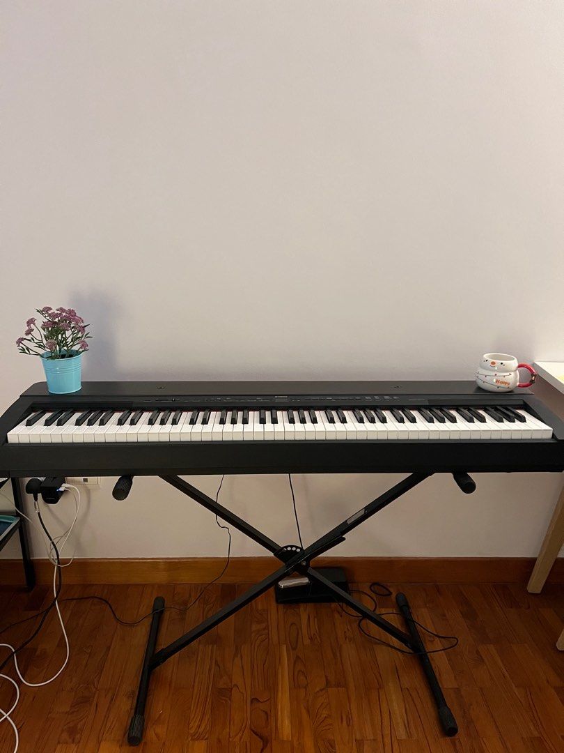 Yamaha Digital Piano P140, Hobbies & Toys, Music & Media, Musical