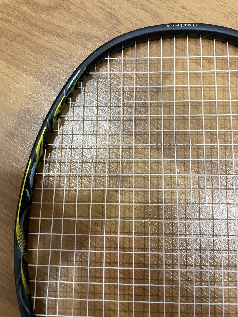 Yonex Nanoflare 800 LT 5UG5, Sports Equipment, Sports & Games