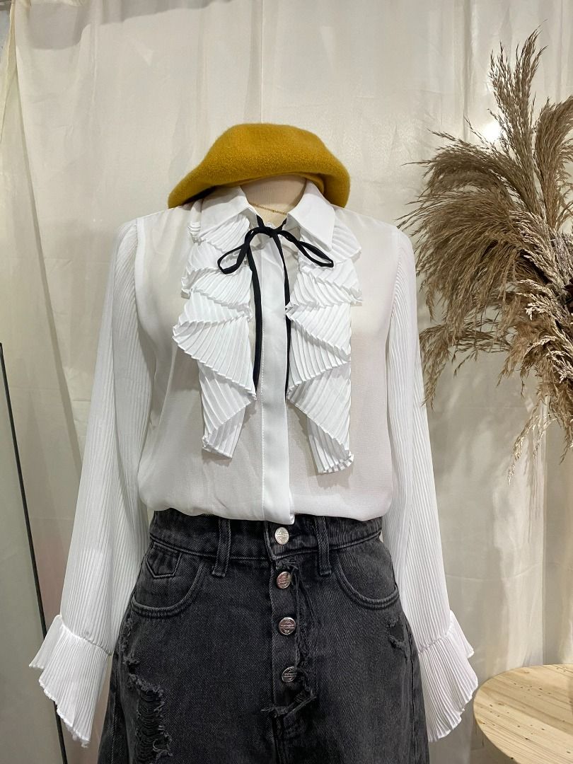 Zara ruffled blouse with bow hotsell