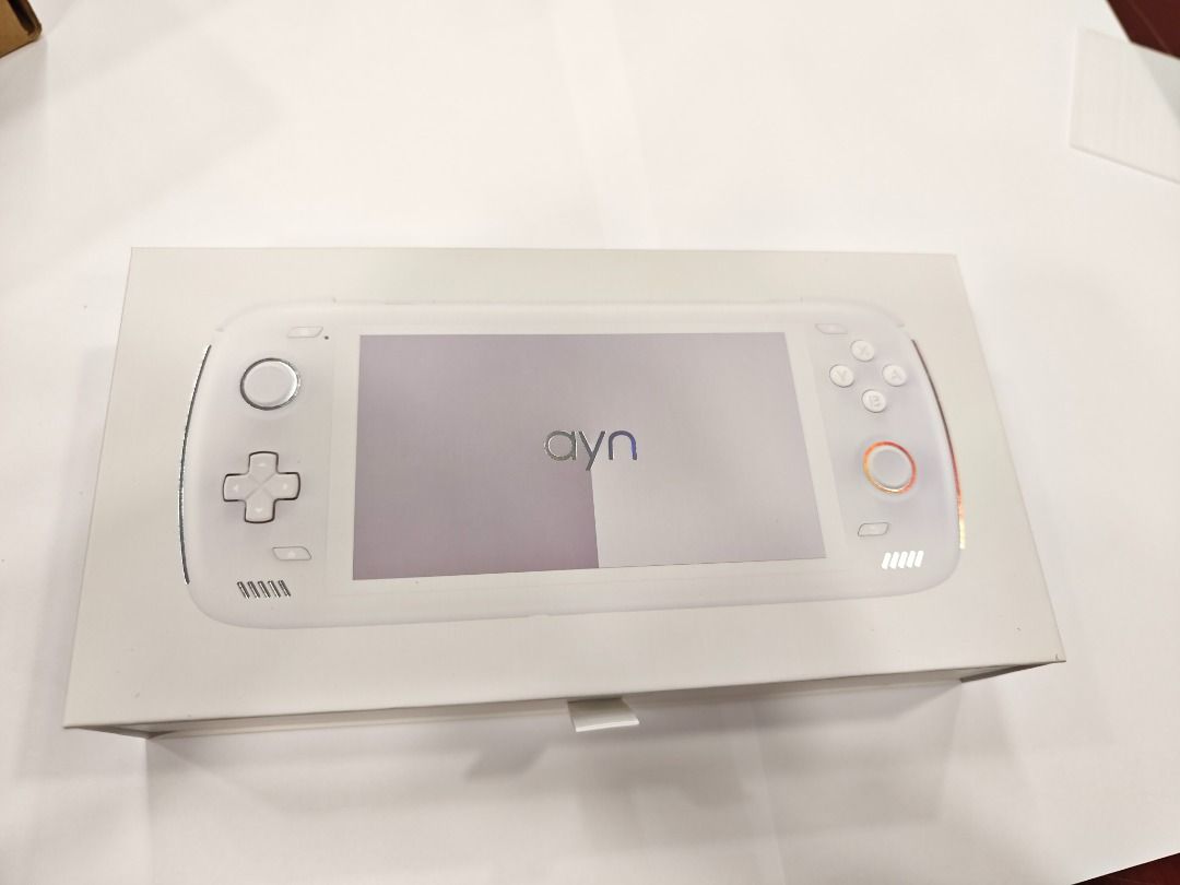 専門店では odin2 Pro pro 12 256g retro white 256G/ Nintendo Switch