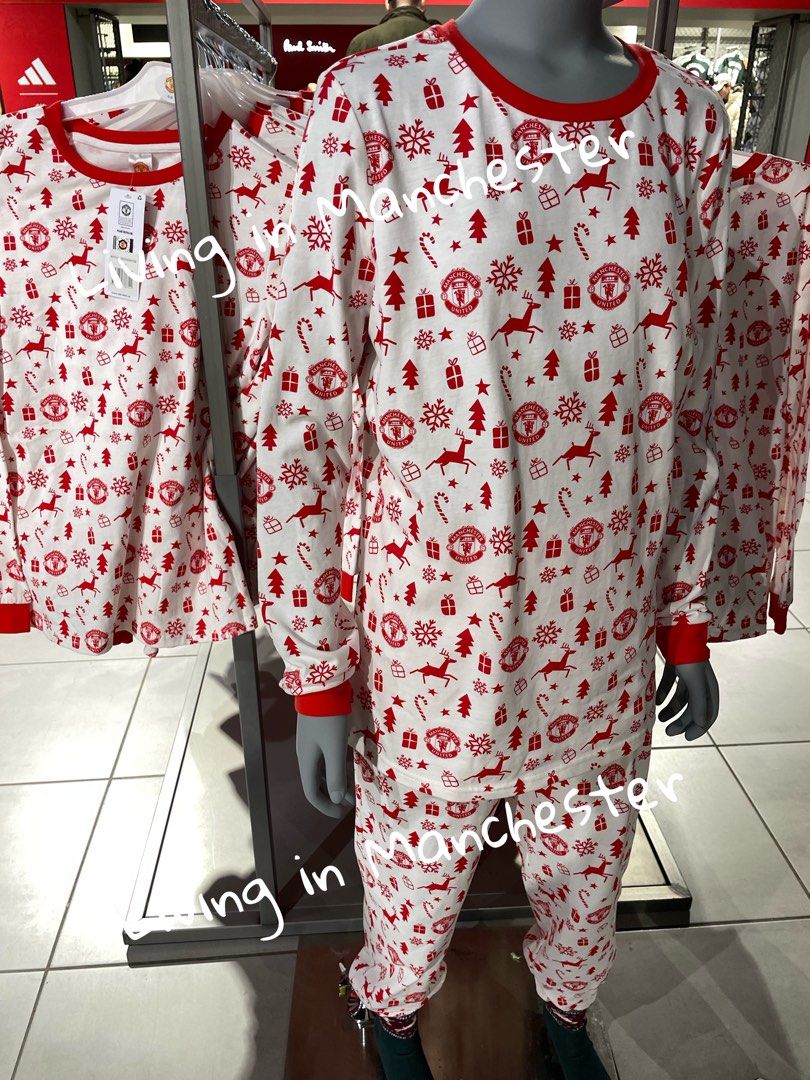 Man utd christmas best sale pyjamas