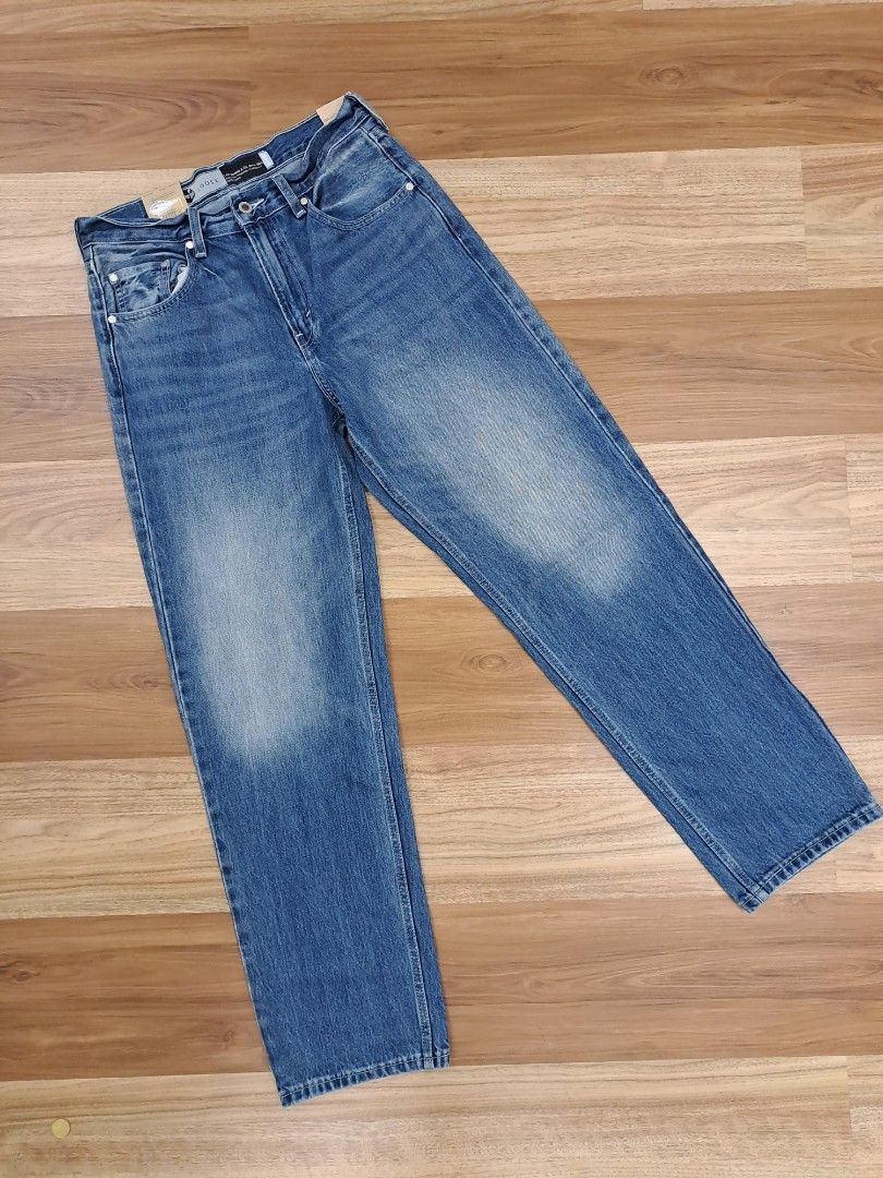 [ New ] Levi's Silver Tab loose fit zip fly W30 L32