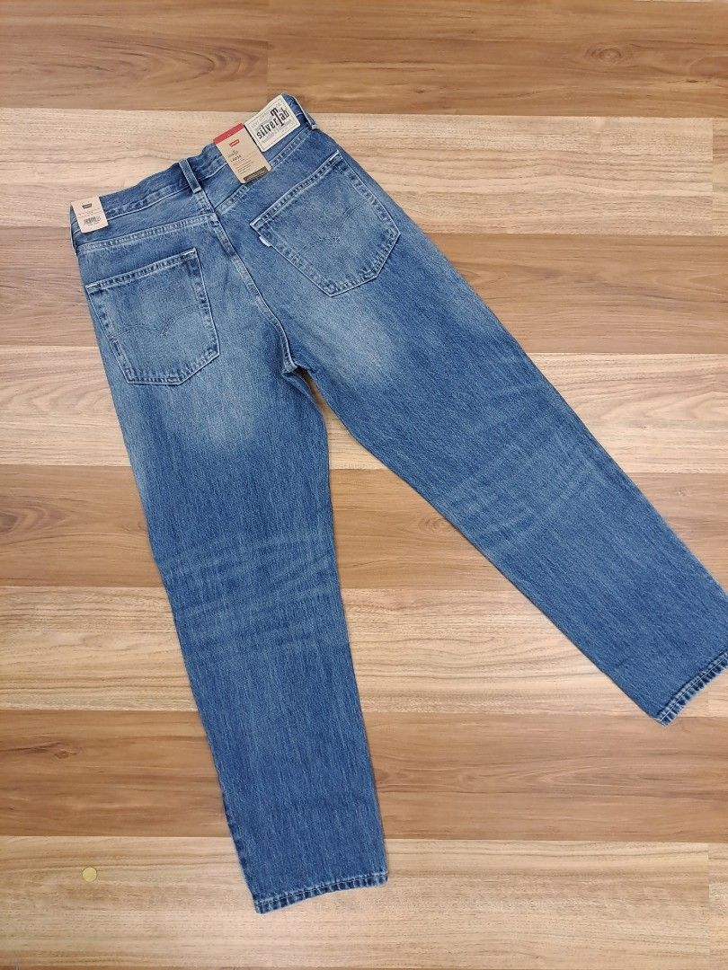 [ New ] Levi's Silver Tab loose fit zip fly W30 L32