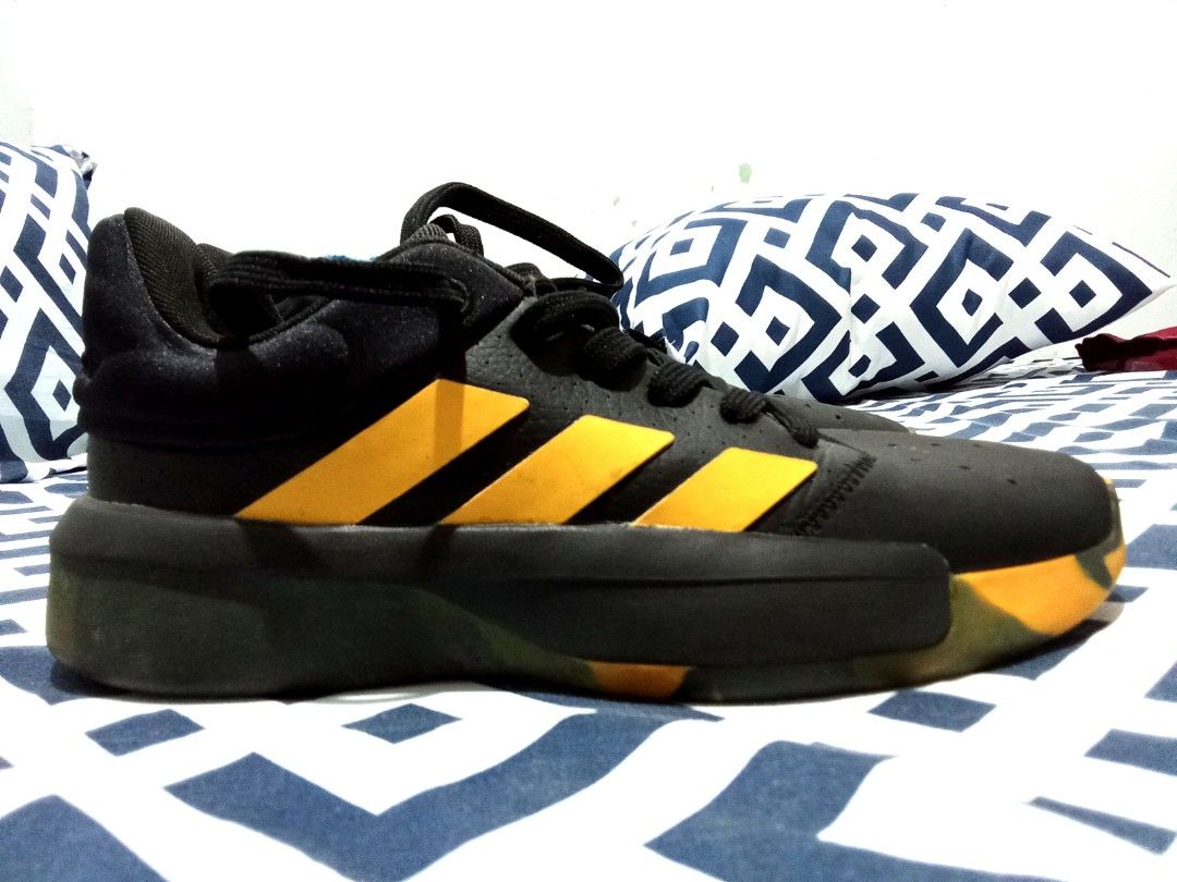 Adidas pro discount adversary review