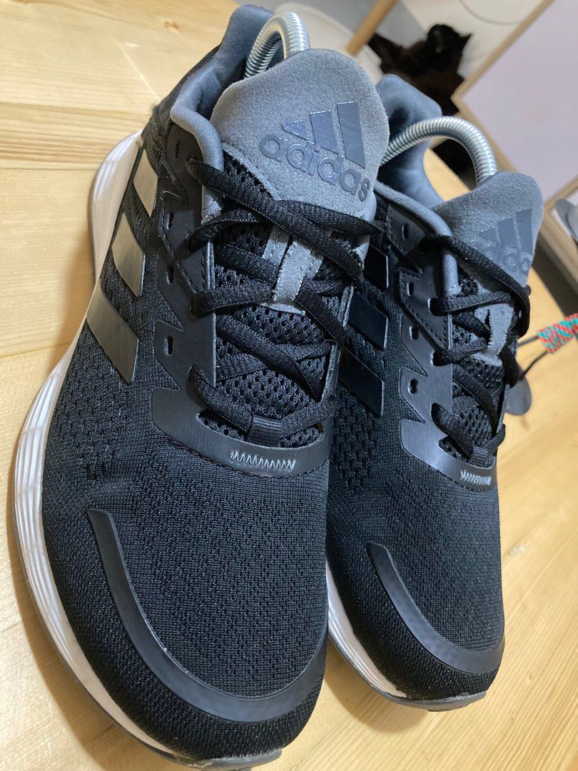 adidas running shoes US 7.5 25 cm