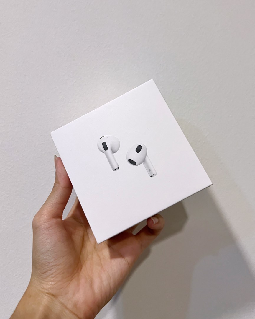 Apple AirPods 3 (3ème Génération) Avec Boîtier MagSafe – Blanc (Neuf)