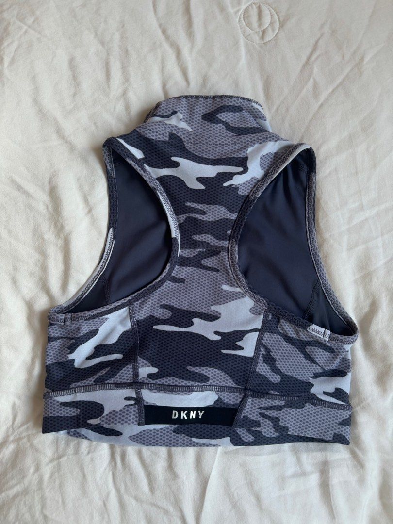 New DKNY sport bra size M, Women's Fashion, Clothes on Carousell