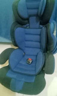 booster seat - fits up to 12 years old