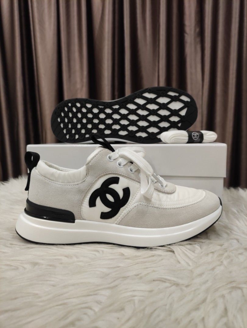 Chanel clearance sneakers beige