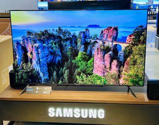 Brand New Samsung 85CU7000 85inch Crystal UHD 4K Smart LED TV (2023)