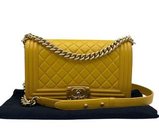 Chanel White Caviar Timeless CC WOC Wallet On Chain Silver Hardware,  2005-2006 Available For Immediate Sale At Sotheby's