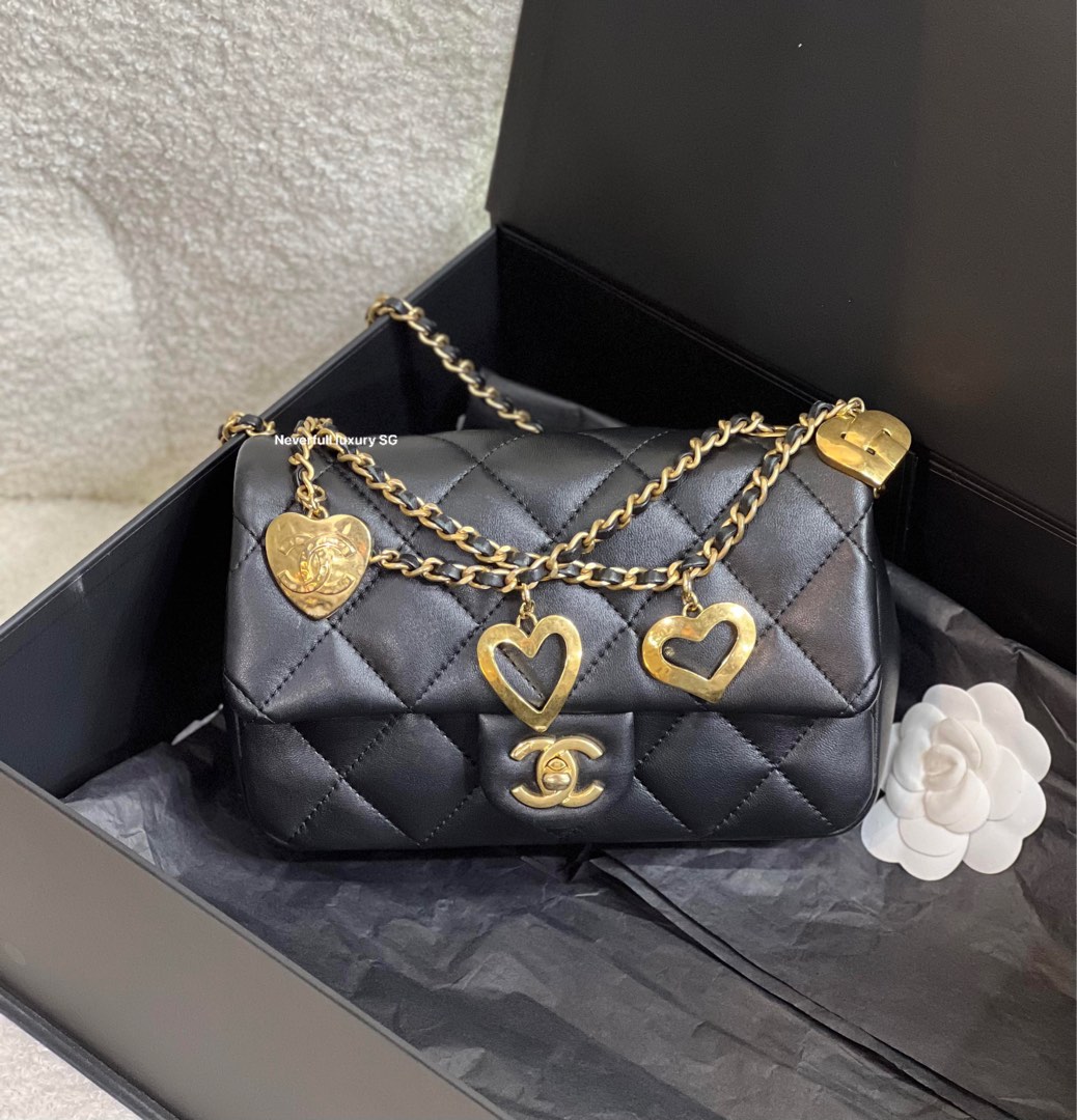 Chanel Mini Flap 22B Black Lambskin w Charms in GHW, Luxury, Bags & Wallets  on Carousell