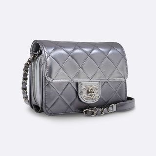 Chanel Classic Flap Wallet (26 Series) Medium Size Caviar Leather