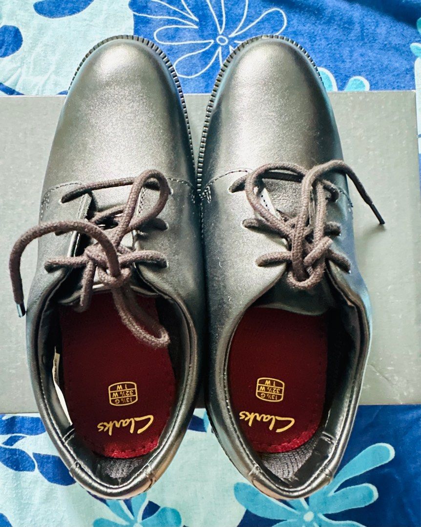 Clarks shoes clearance 6