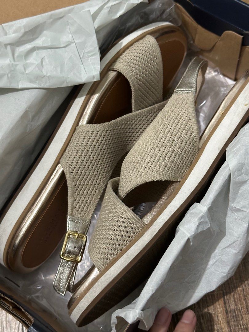 Cole Haan Mikaela Stitchlite Sandal, Women's Fashion, Footwear, Flats