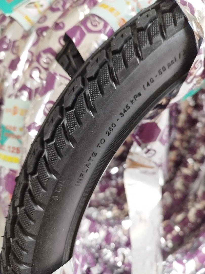 Discount bicycle tires and tubes top