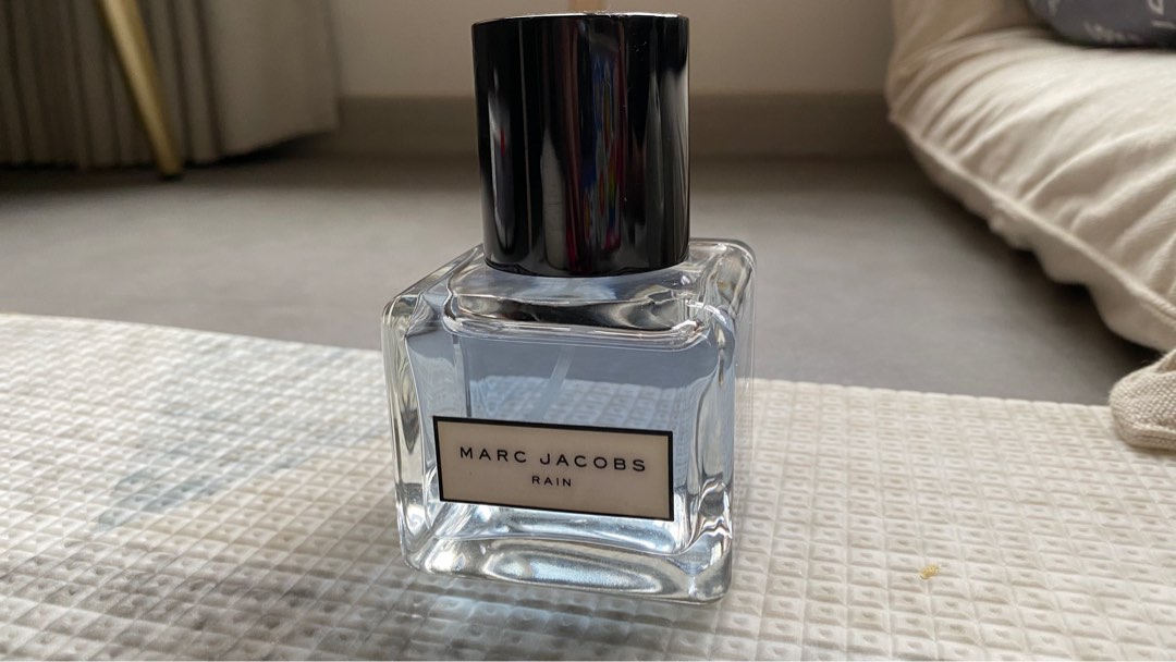 Marc jacobs rain perfume discontinued clearance